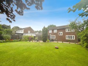 Rear- click for photo gallery